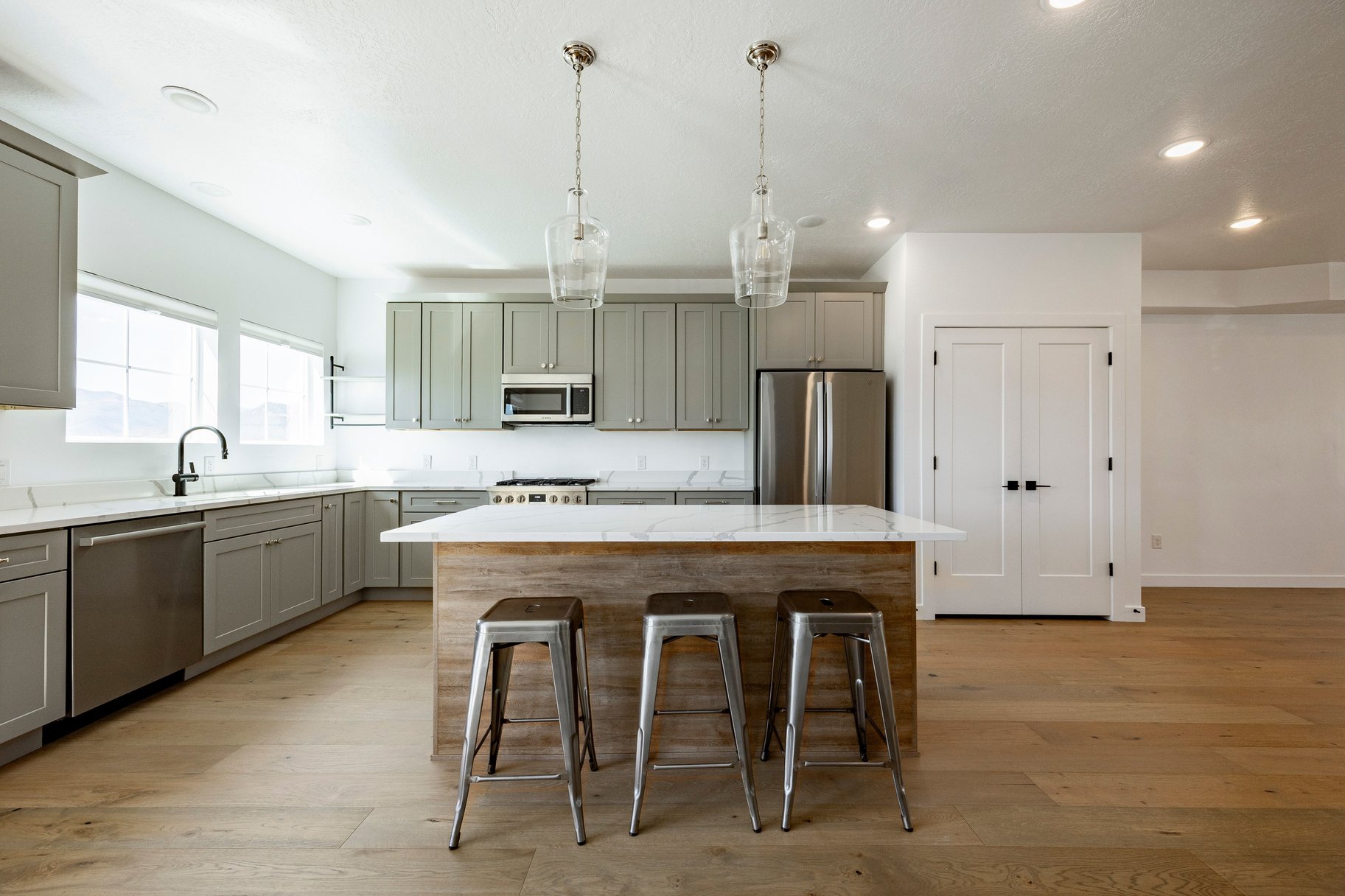  Lovely 4 Bed Modern Townhome with Timp views in East Heber with ADU - 物件實景