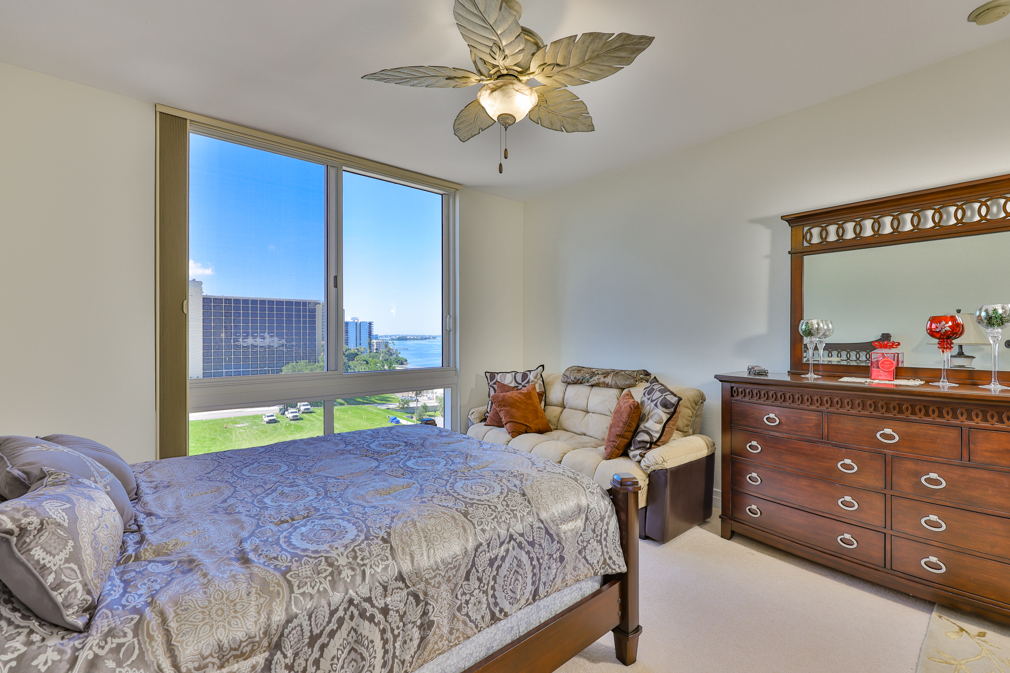 Clearwater, Florida, 33755, United States, 2 Bedrooms Bedrooms, ,2 BathroomsBathrooms,Residential,For Sale,1983335