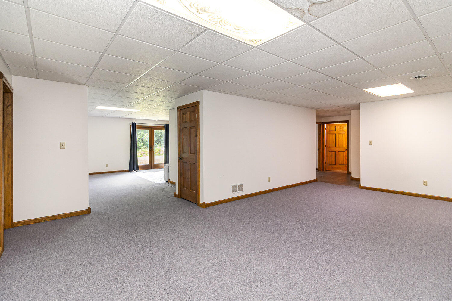 Lowell, Indiana, 46356, United States, 4 Bedrooms Bedrooms, ,3 BathroomsBathrooms,Residential,For Sale,2006020