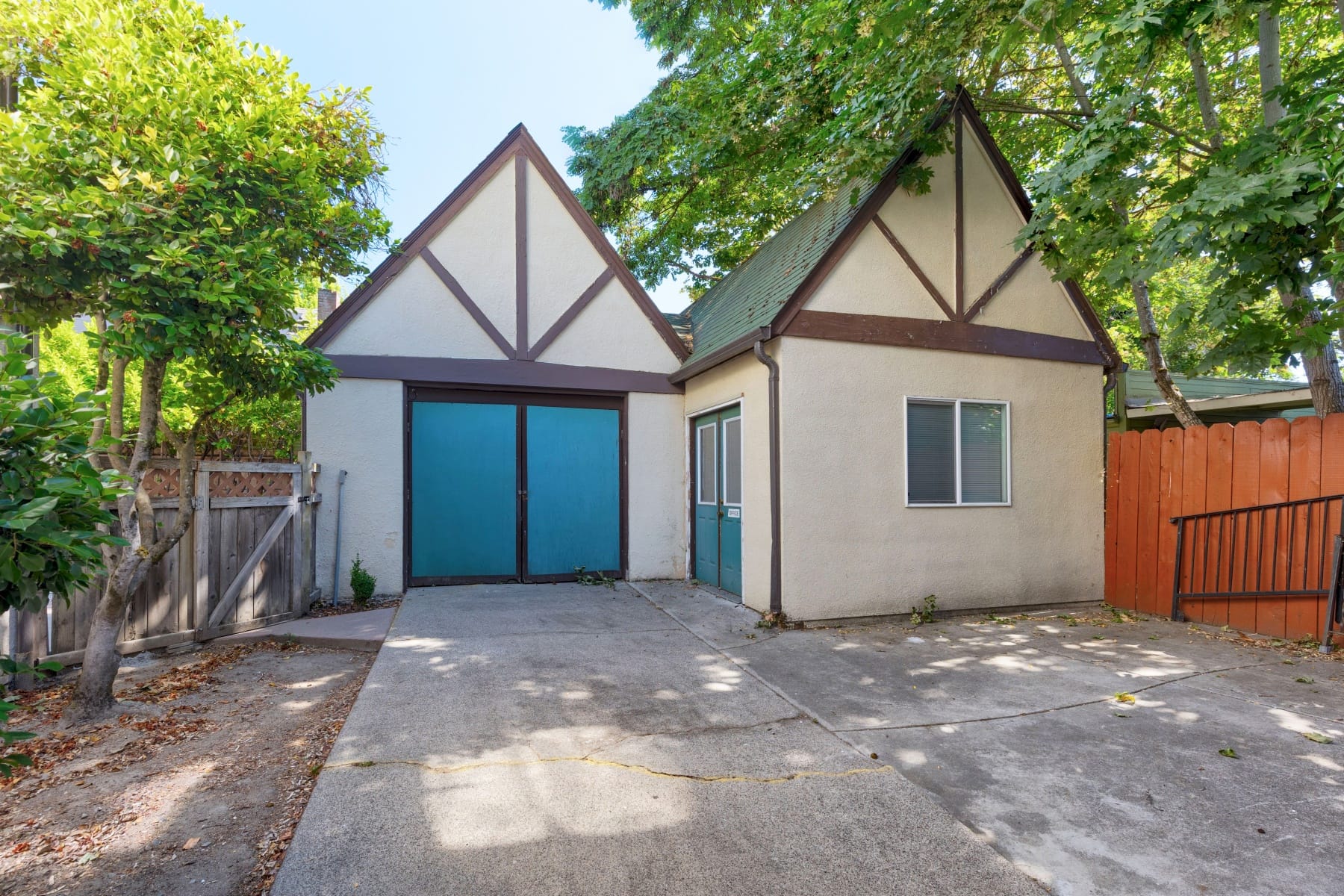  220 NW A Street Grants Pass, OR 97526 - 物件實景
