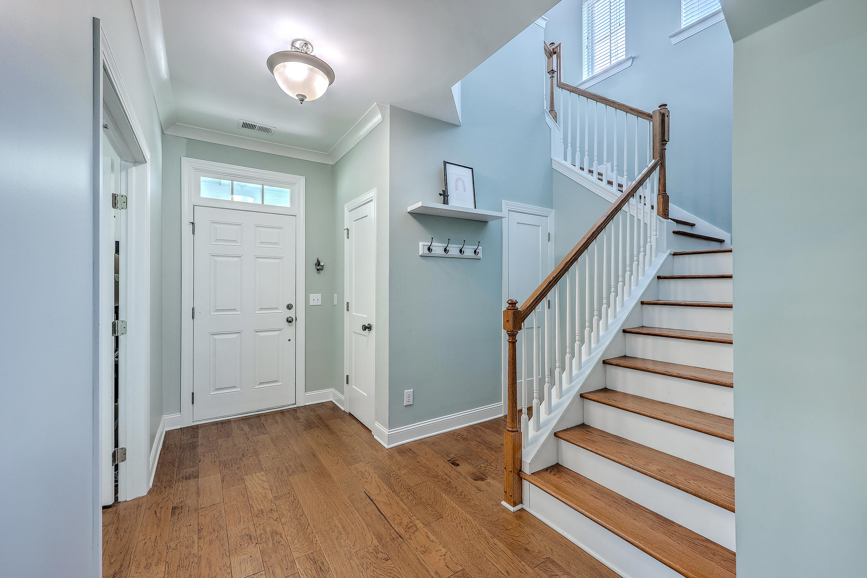 Summerville, South Carolina, 29486, United States, 3 Bedrooms Bedrooms, ,3 BathroomsBathrooms,Residential,For Sale,1889517