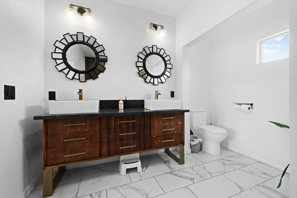 Poway, California, 92064, United States, 4 Bedrooms Bedrooms, ,2 BathroomsBathrooms,Residential,For Sale,1896326
