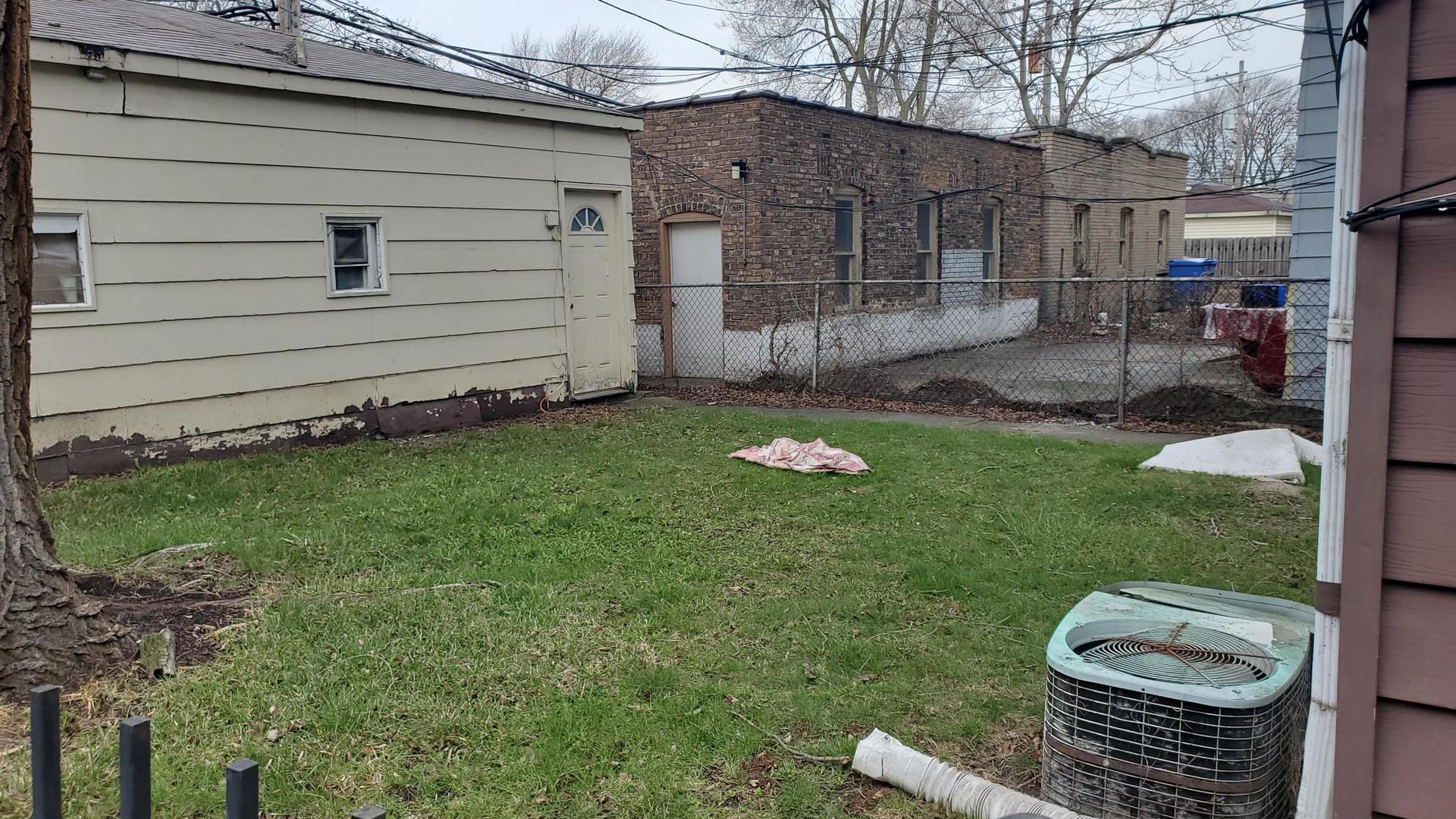 Chicago, Illinois, 60645, United States, 6 Bedrooms Bedrooms, ,Residential,For Sale,1989856