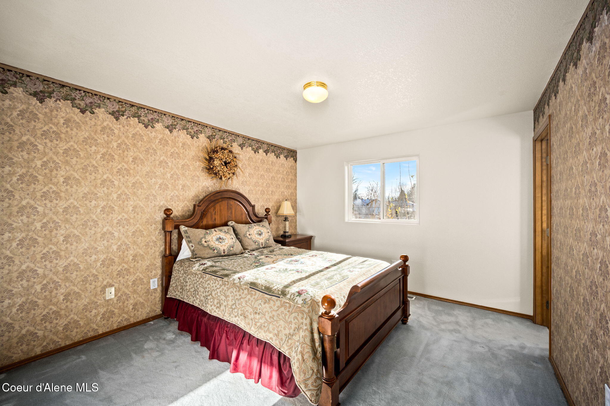 Rathdrum, Idaho, 83858, United States, 4 Bedrooms Bedrooms, ,3 BathroomsBathrooms,Residential,For Sale,2011357