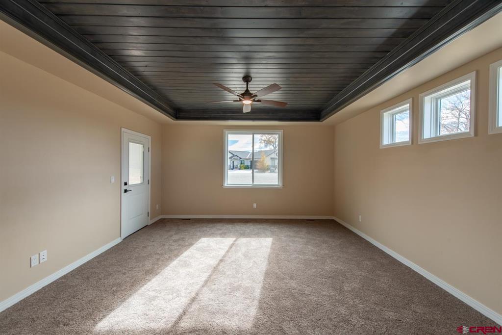 Montrose, Colorado, 81401, United States, 3 Bedrooms Bedrooms, ,2 BathroomsBathrooms,Residential,For Sale,1994283