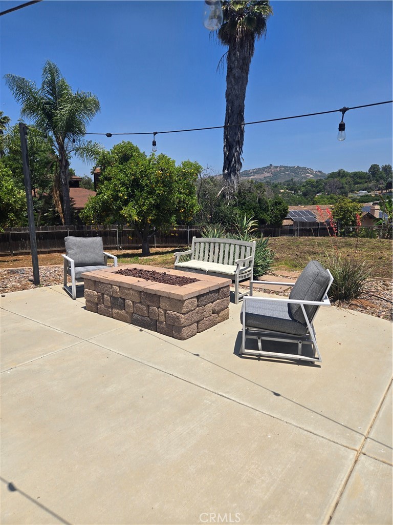 Escondido, California, 92025, United States, 3 Bedrooms Bedrooms, ,2 BathroomsBathrooms,Residential,For Sale,1986059