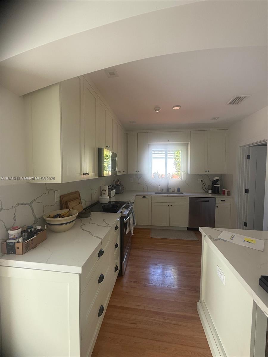 Miami, Florida, 33138, United States, 3 Bedrooms Bedrooms, ,2 BathroomsBathrooms,Residential,For Sale,1938730