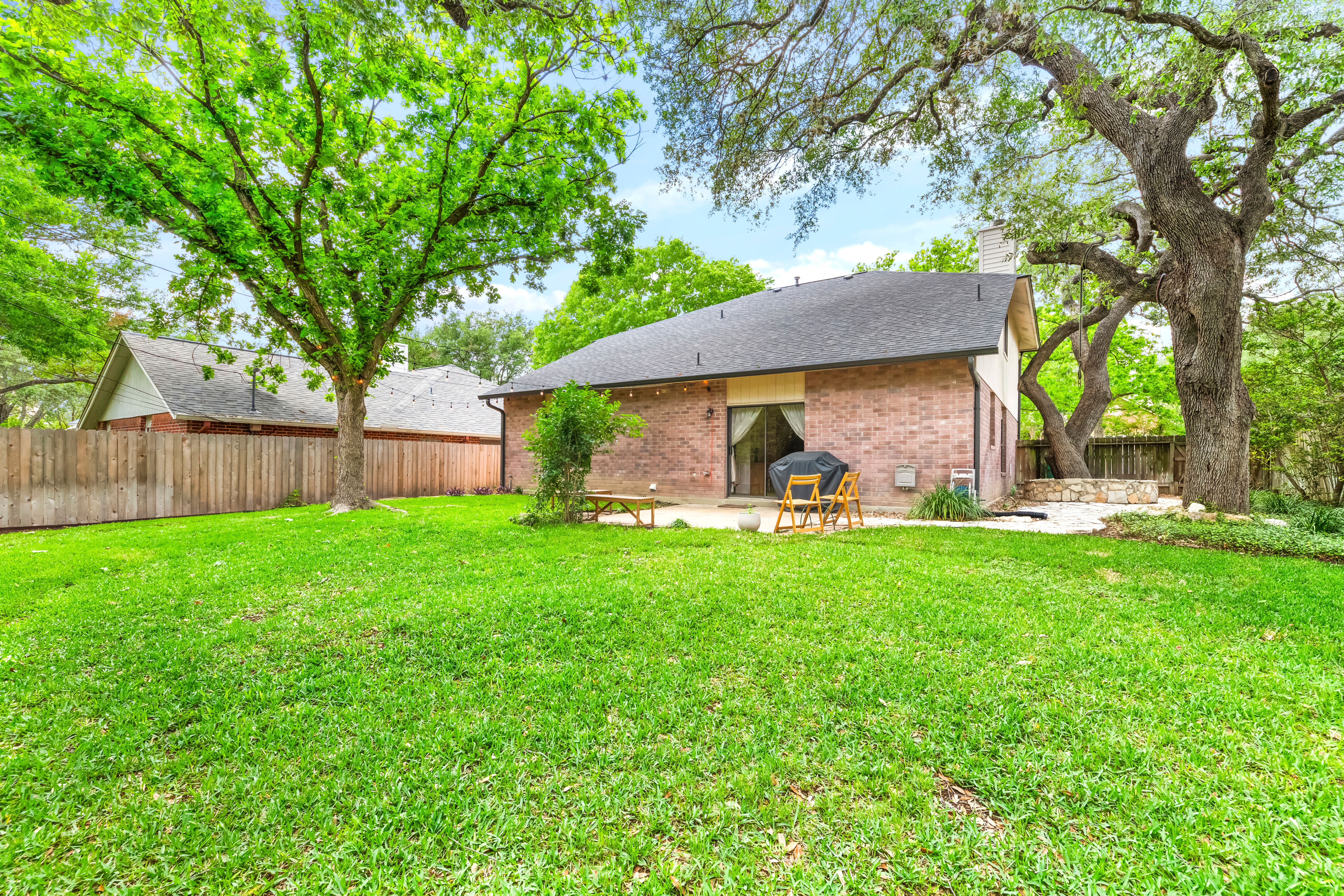  Luxury Living in Churchill Estates with Timeless Design - 物件實景