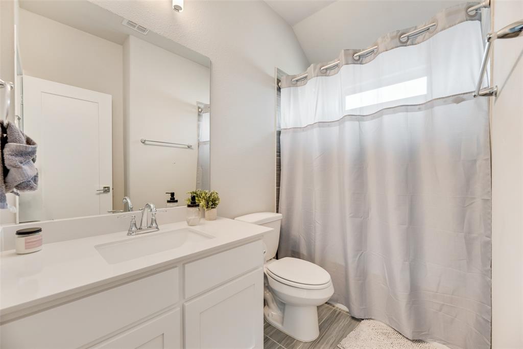 Prosper, Texas, 75078, United States, 5 Bedrooms Bedrooms, ,4 BathroomsBathrooms,Residential,For Sale,1895124