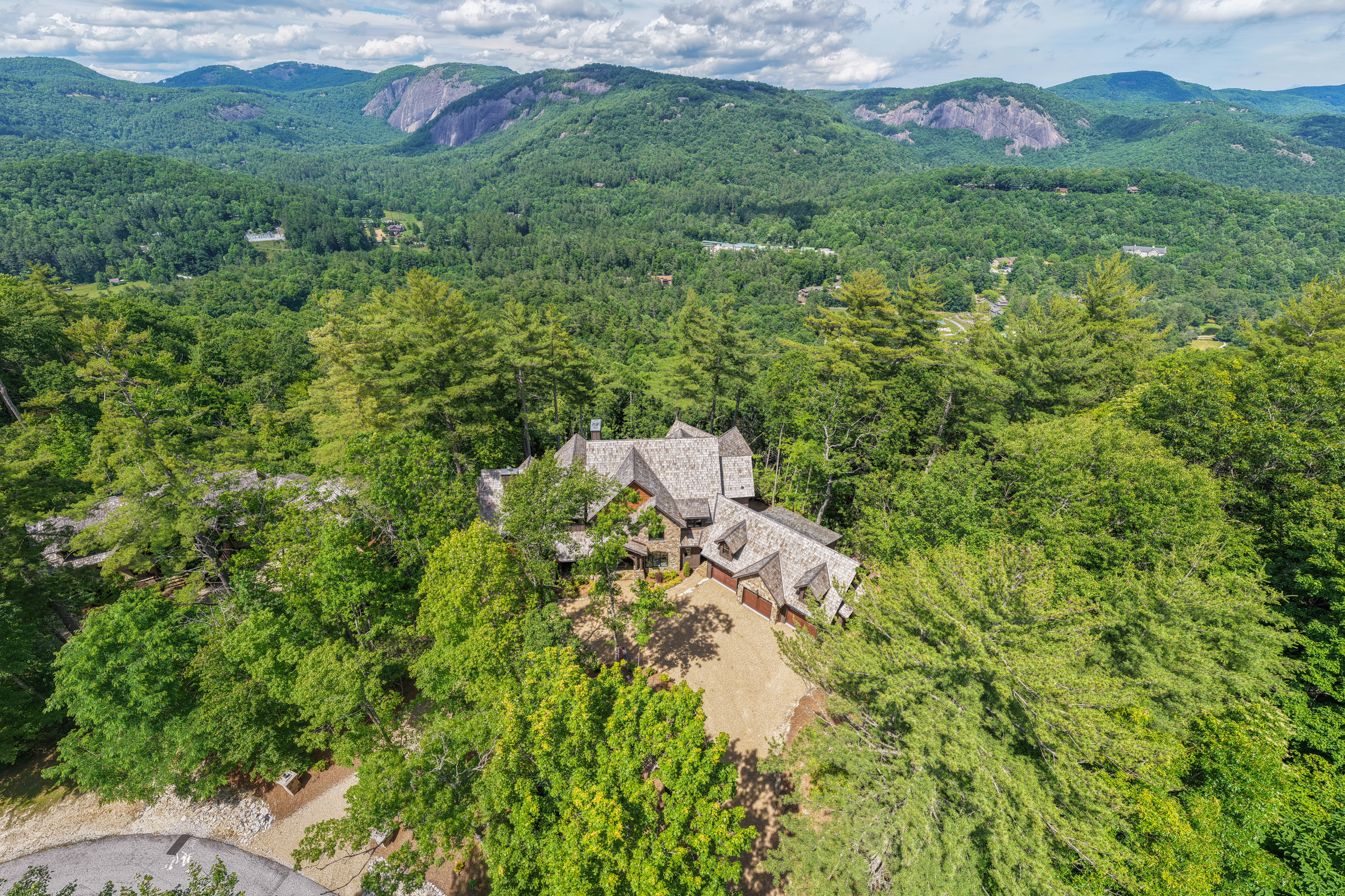  343 Ledgeview Road, Cedar Hill - 物件實景