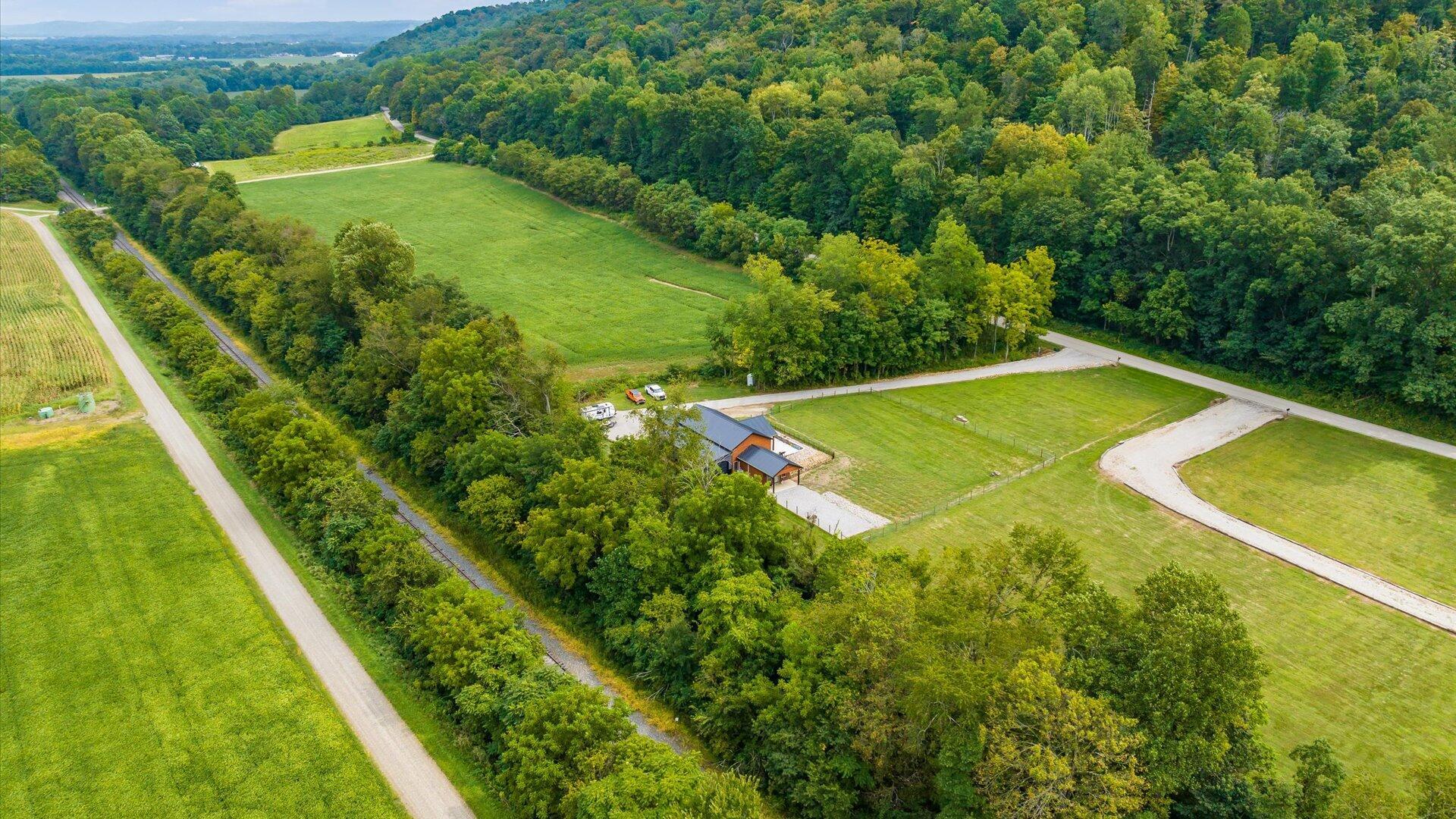 Frazeysburg, Ohio, 43822, United States, 3 Bedrooms Bedrooms, ,2 BathroomsBathrooms,Residential,For Sale,1942173