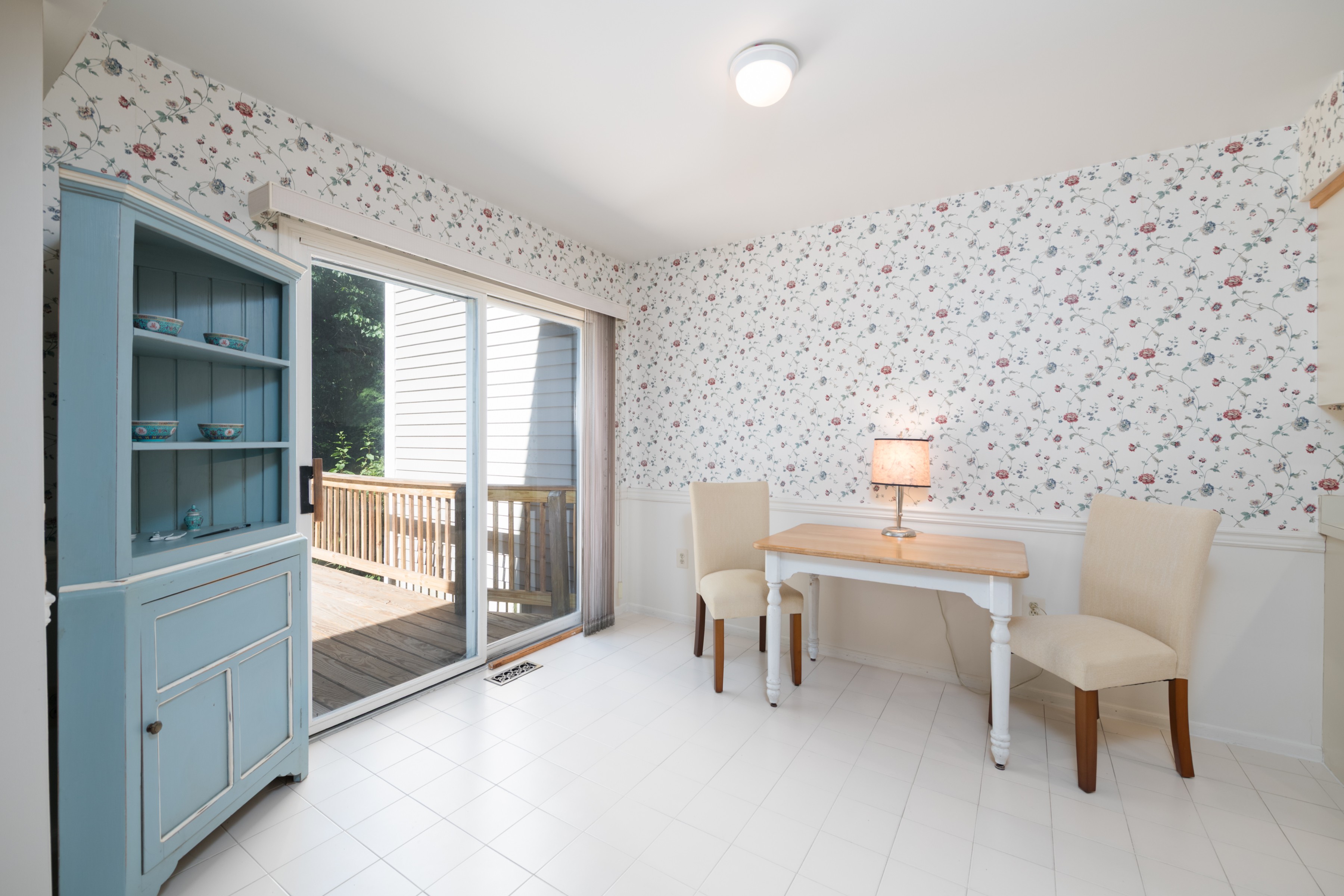 3-bedroom, 2.5-bath townhome in Little Silver - 物件實景