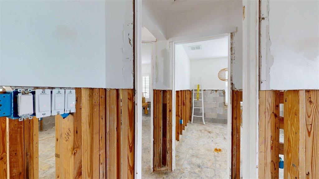 Redington Beach, Florida, 33708, United States, 3 Bedrooms Bedrooms, ,2 BathroomsBathrooms,Residential,For Sale,1895824