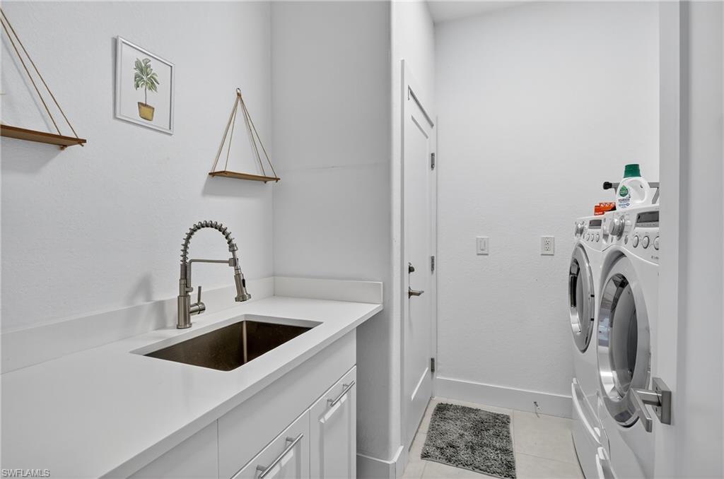 Cape Coral, Florida, 33914, United States, 4 Bedrooms Bedrooms, ,4 BathroomsBathrooms,Residential,For Sale,1903797