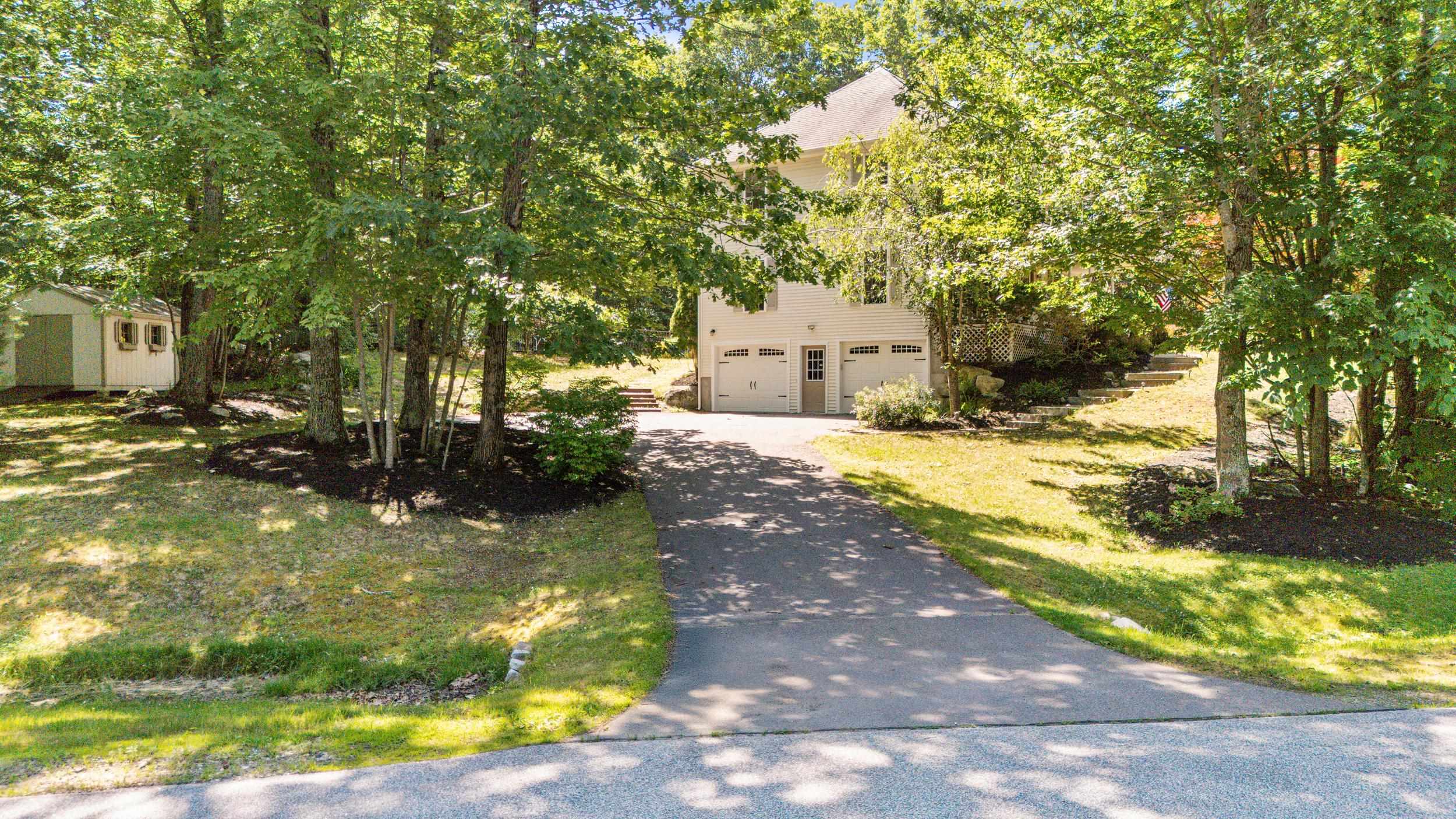 Goffstown, New Hampshire, 03045, United States, 4 Bedrooms Bedrooms, ,2 BathroomsBathrooms,Residential,For Sale,1873843