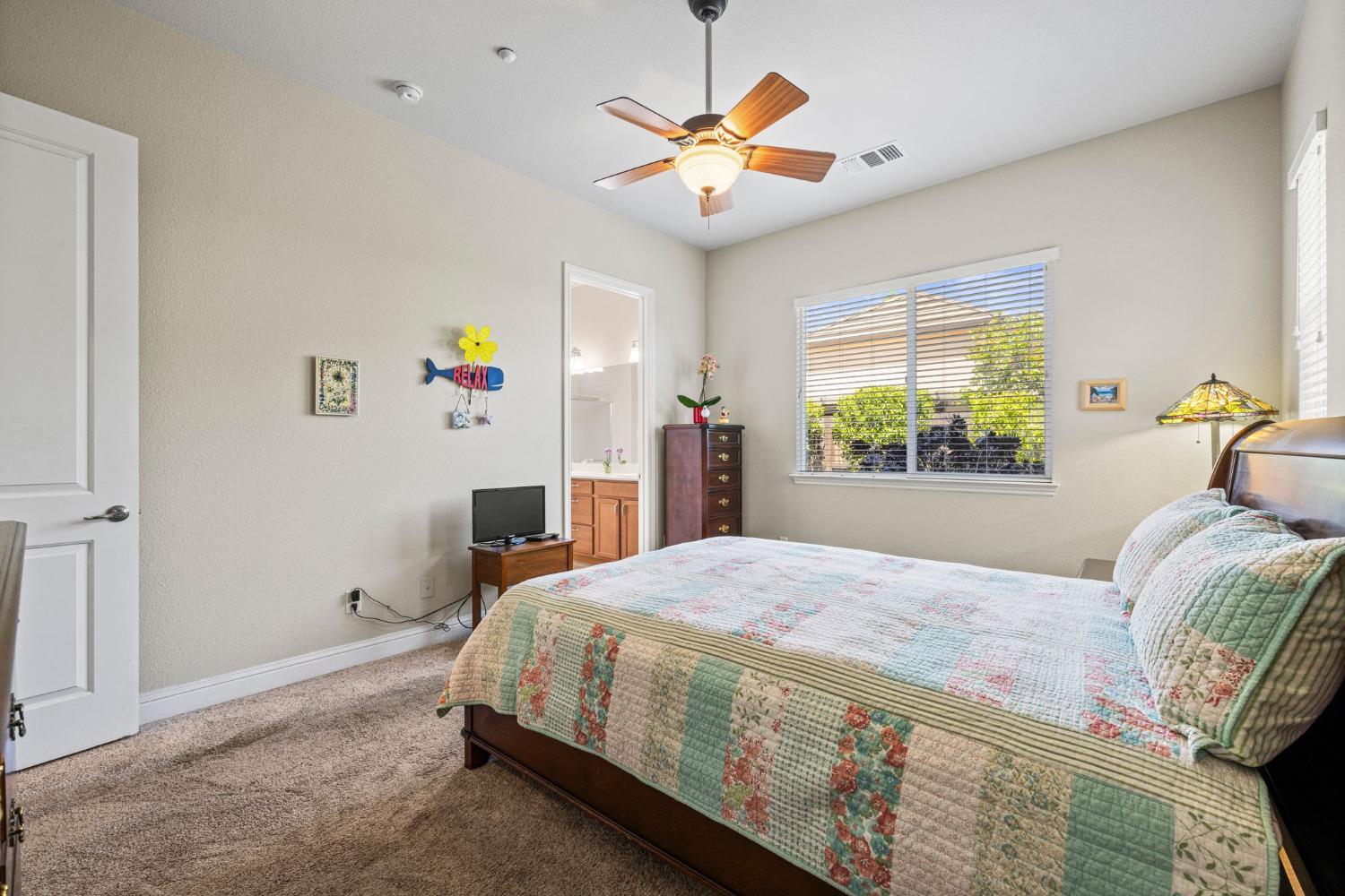 Roseville, California, 95747, United States, 3 Bedrooms Bedrooms, ,2 BathroomsBathrooms,Residential,For Sale,1924391