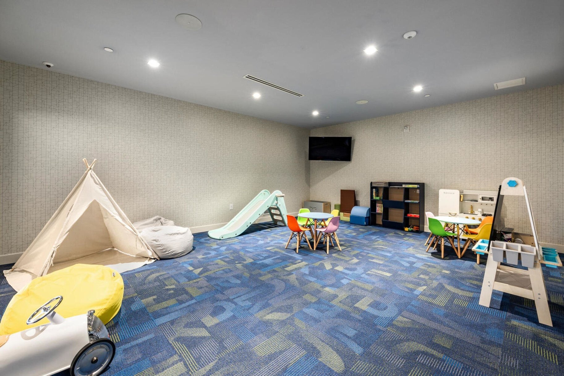  Designer-Furnished Deer Valley East Village Studio - 物件實景