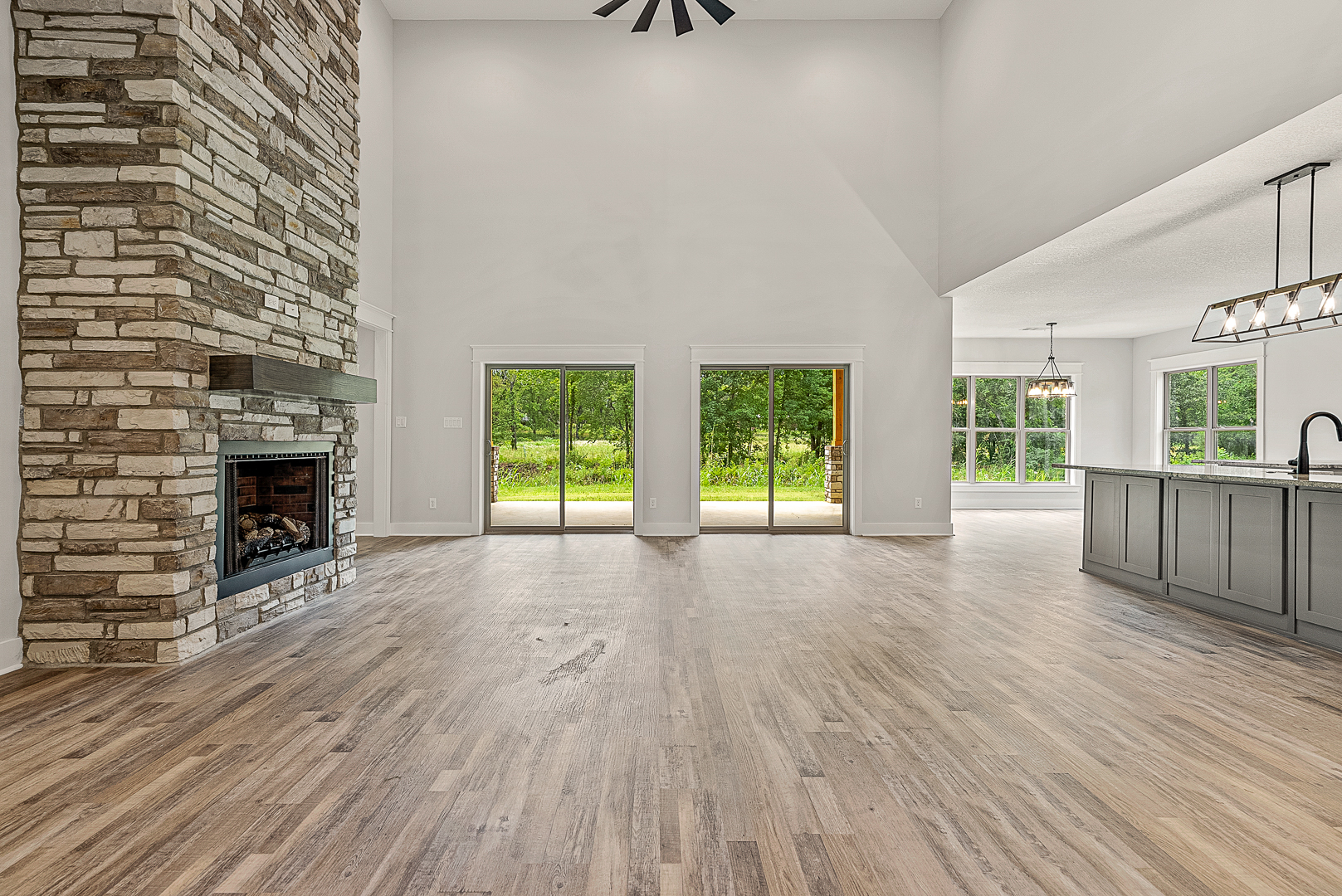 Jonesboro, Arkansas, 72401, United States, 5 Bedrooms Bedrooms, ,3 BathroomsBathrooms,Residential,For Sale,1942201