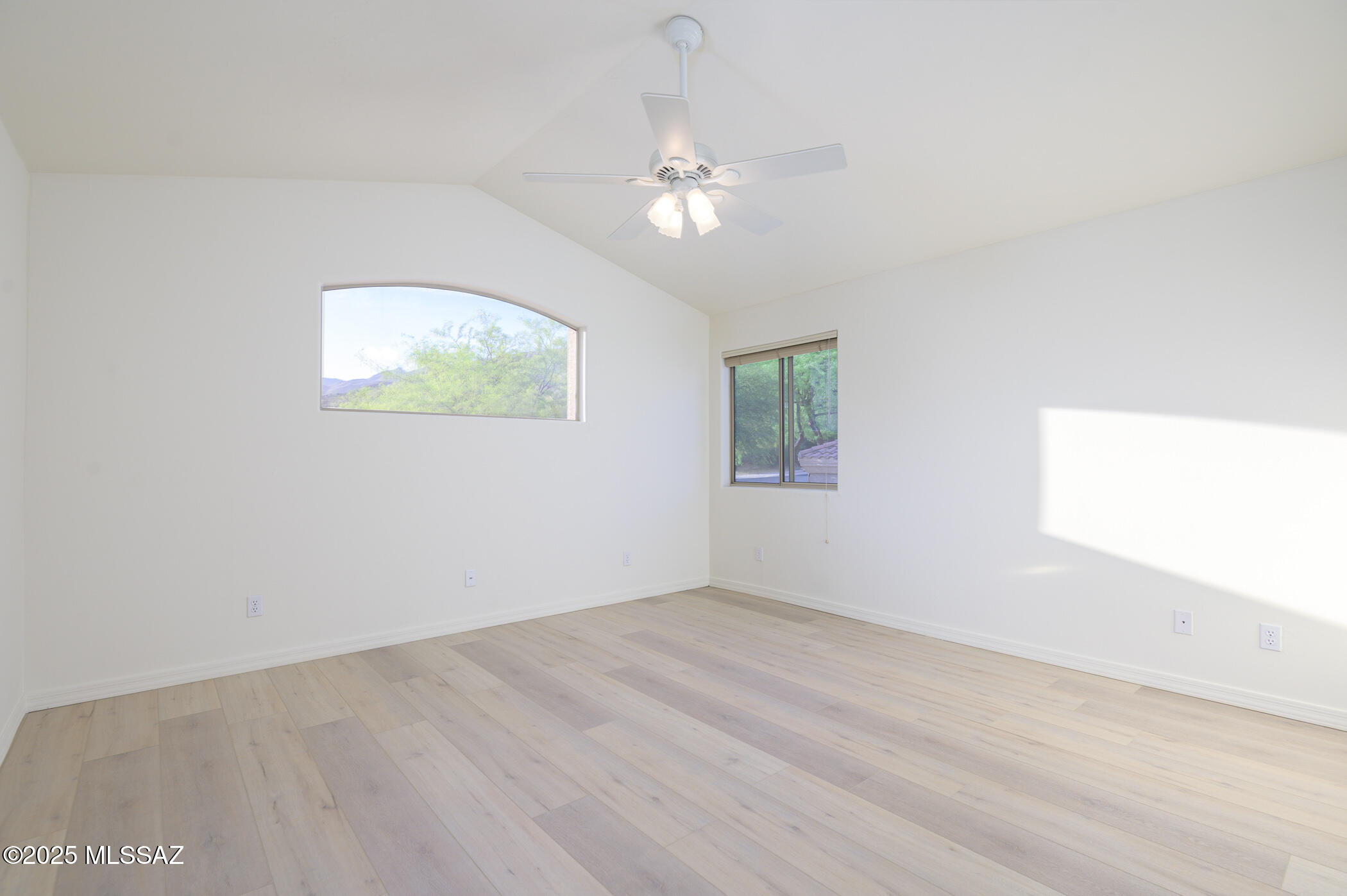 Tucson, Arizona, 85749, United States, 3 Bedrooms Bedrooms, ,3 BathroomsBathrooms,Residential,For Sale,1794562