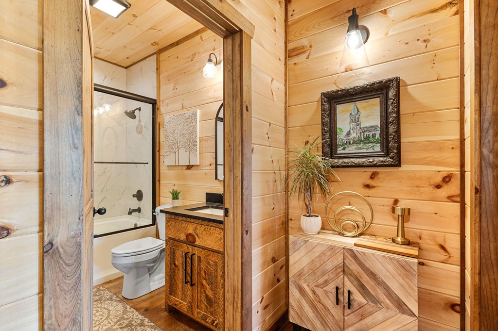 Morganton, Georgia, 30560, United States, 3 Bedrooms Bedrooms, ,3 BathroomsBathrooms,Residential,For Sale,1983802