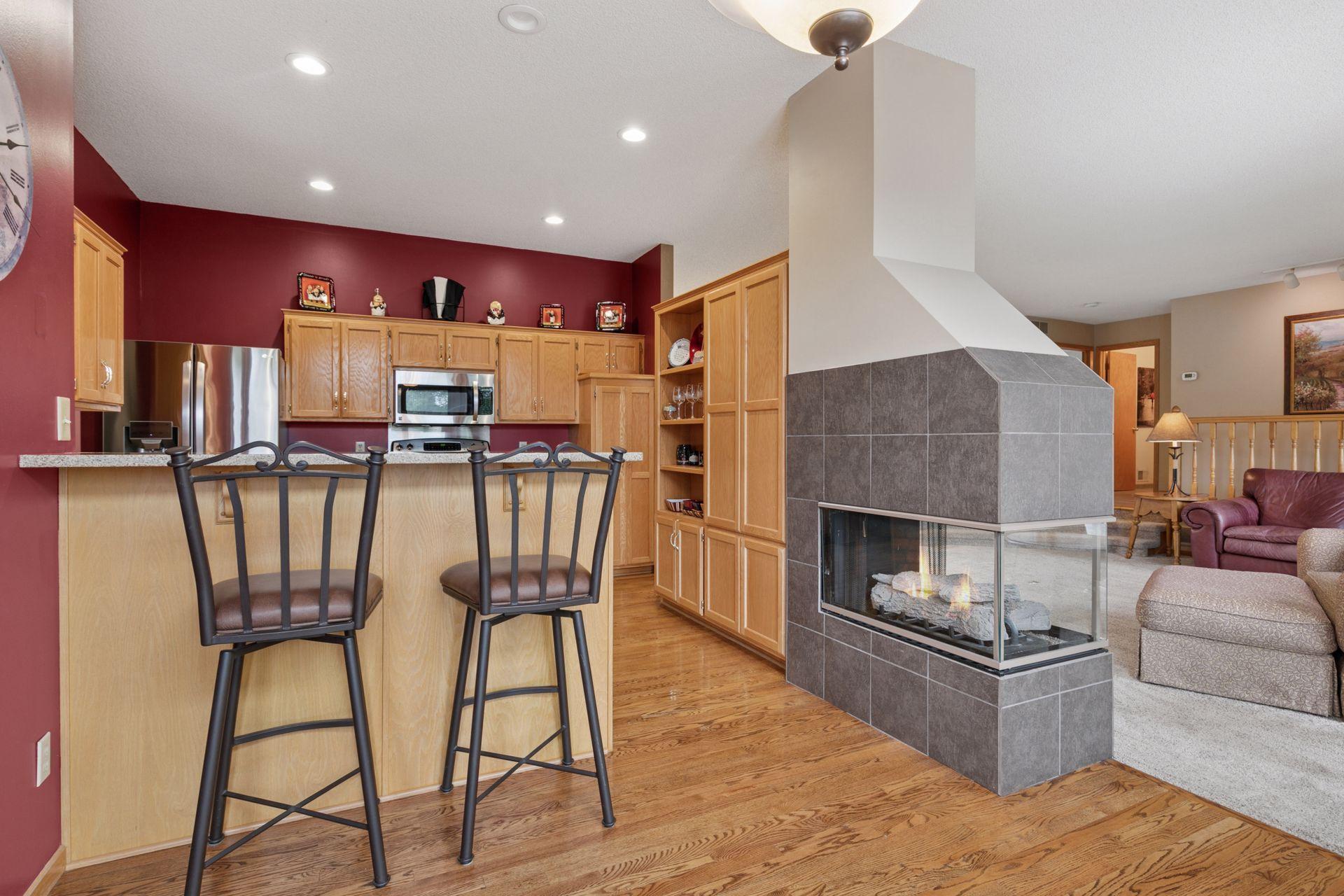 Lakeville, Minnesota, 55044, United States, 4 Bedrooms Bedrooms, ,1 BathroomBathrooms,Residential,For Sale,1867089