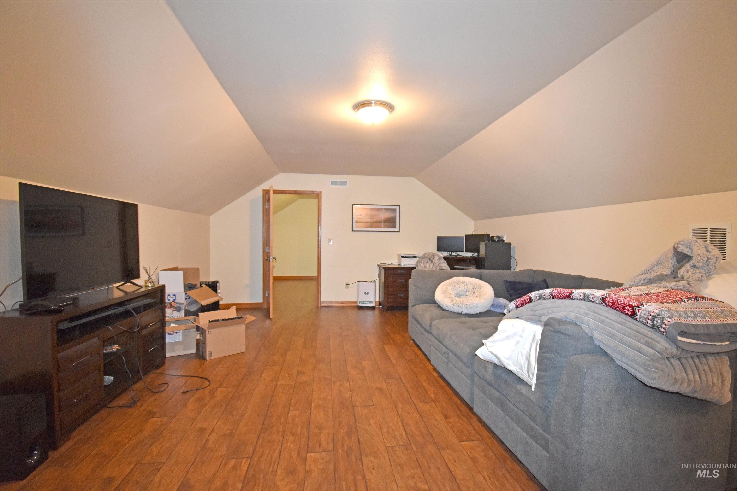 Clarkston, Washington, 99403, United States, 4 Bedrooms Bedrooms, ,3 BathroomsBathrooms,Residential,For Sale,1974298