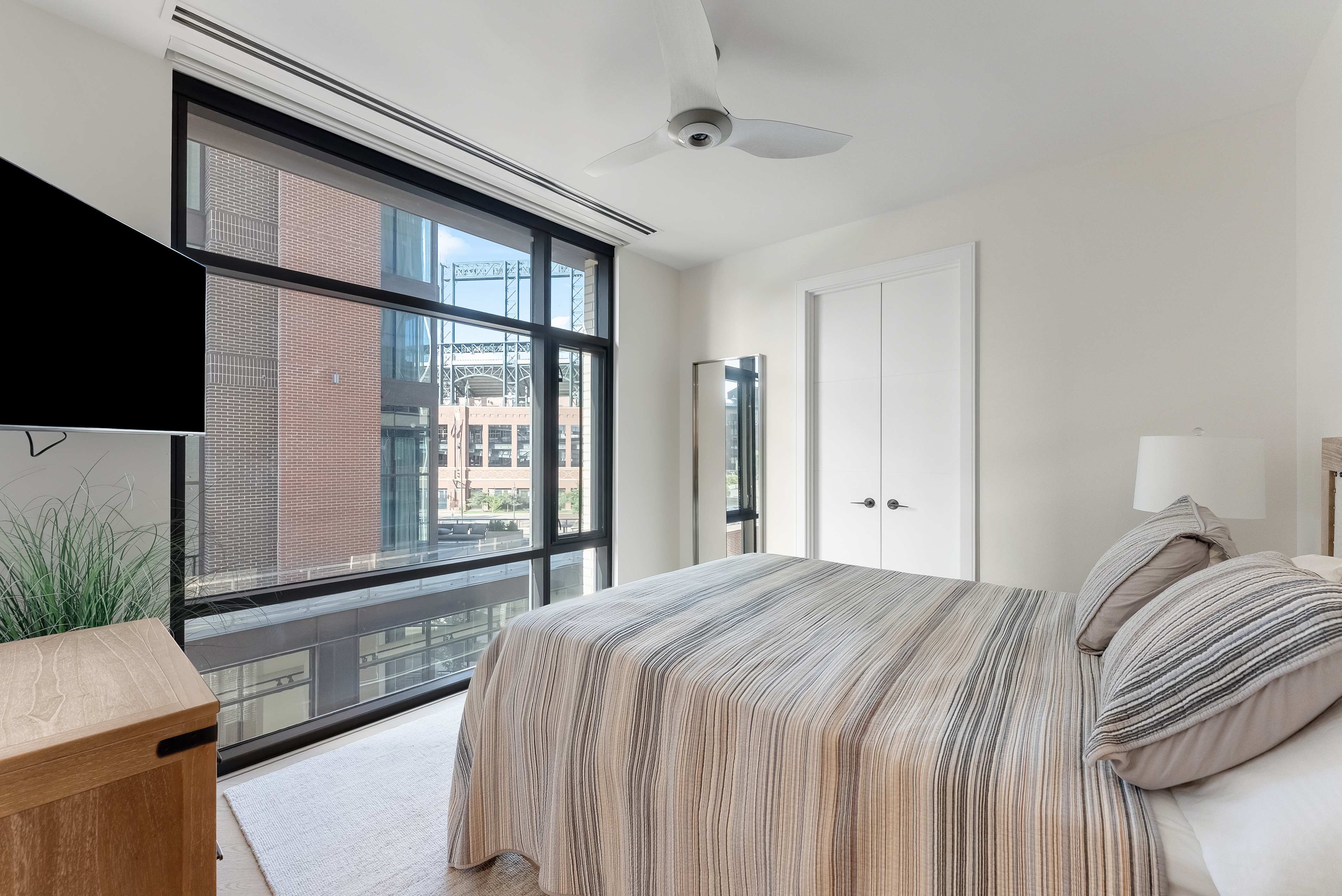  Welcome to luxury living at McGregor Square in the heart of LoDo - 物件實景