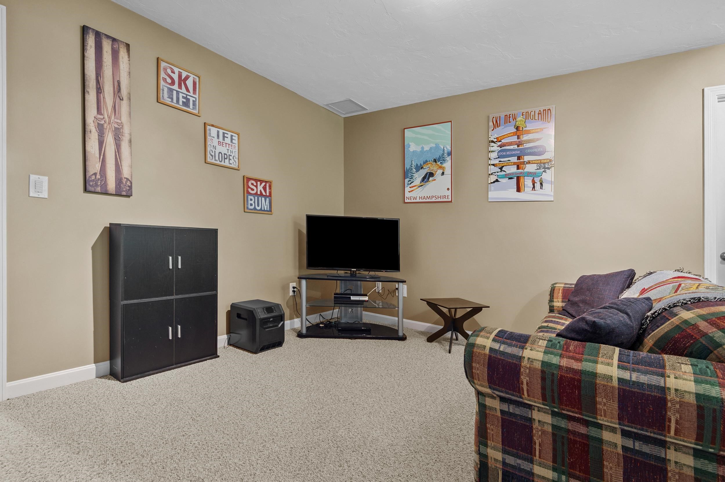 Bartlett, New Hampshire, 03812, United States, 3 Bedrooms Bedrooms, ,2 BathroomsBathrooms,Residential,For Sale,1875557