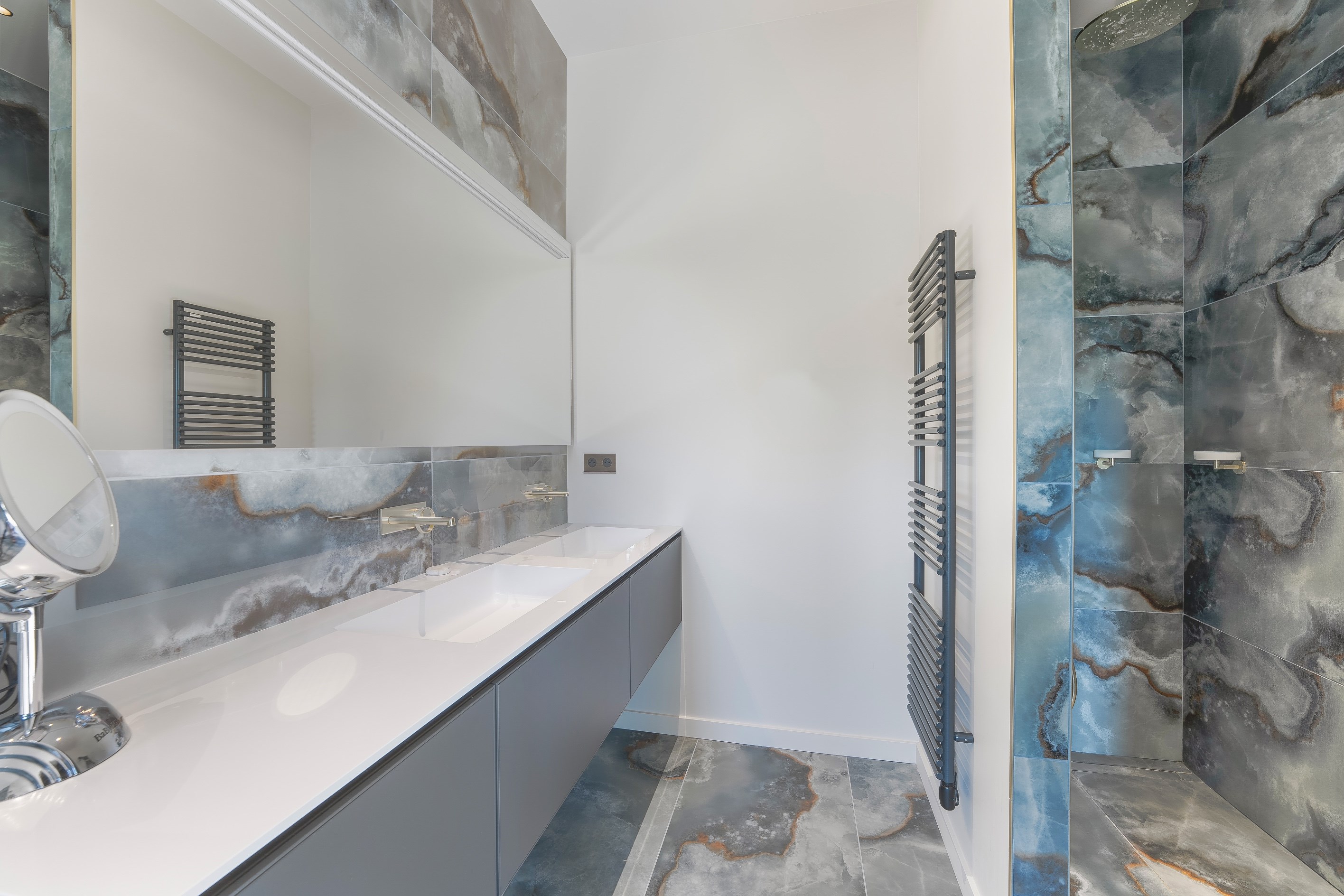  Contemporary villa with  a prime location near the Swiss border. - 物件實景