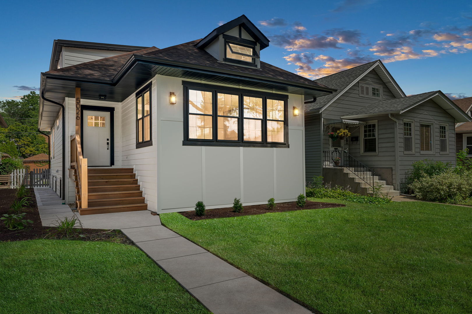 Chicago, Illinois, 60630, United States, 5 Bedrooms Bedrooms, ,3 BathroomsBathrooms,Residential,For Sale,1941077