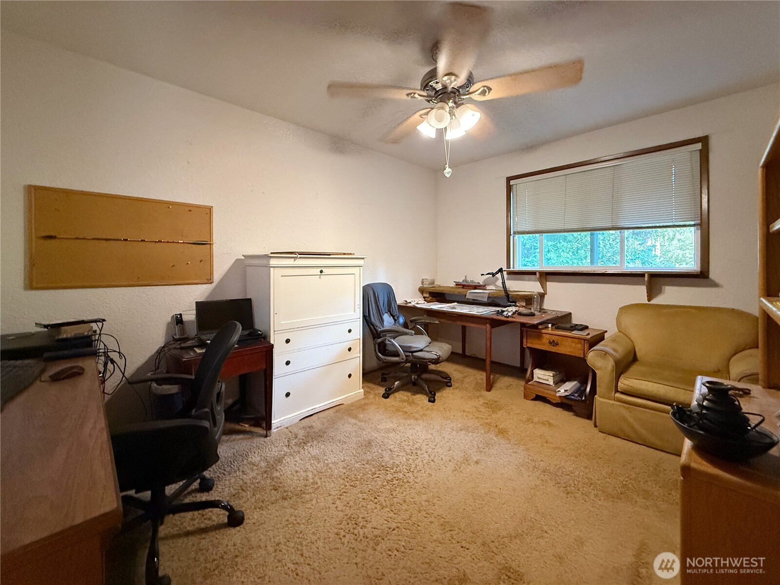 Edmonds, Washington, 98026, United States, 4 Bedrooms Bedrooms, ,2 BathroomsBathrooms,Residential,For Sale,1923504
