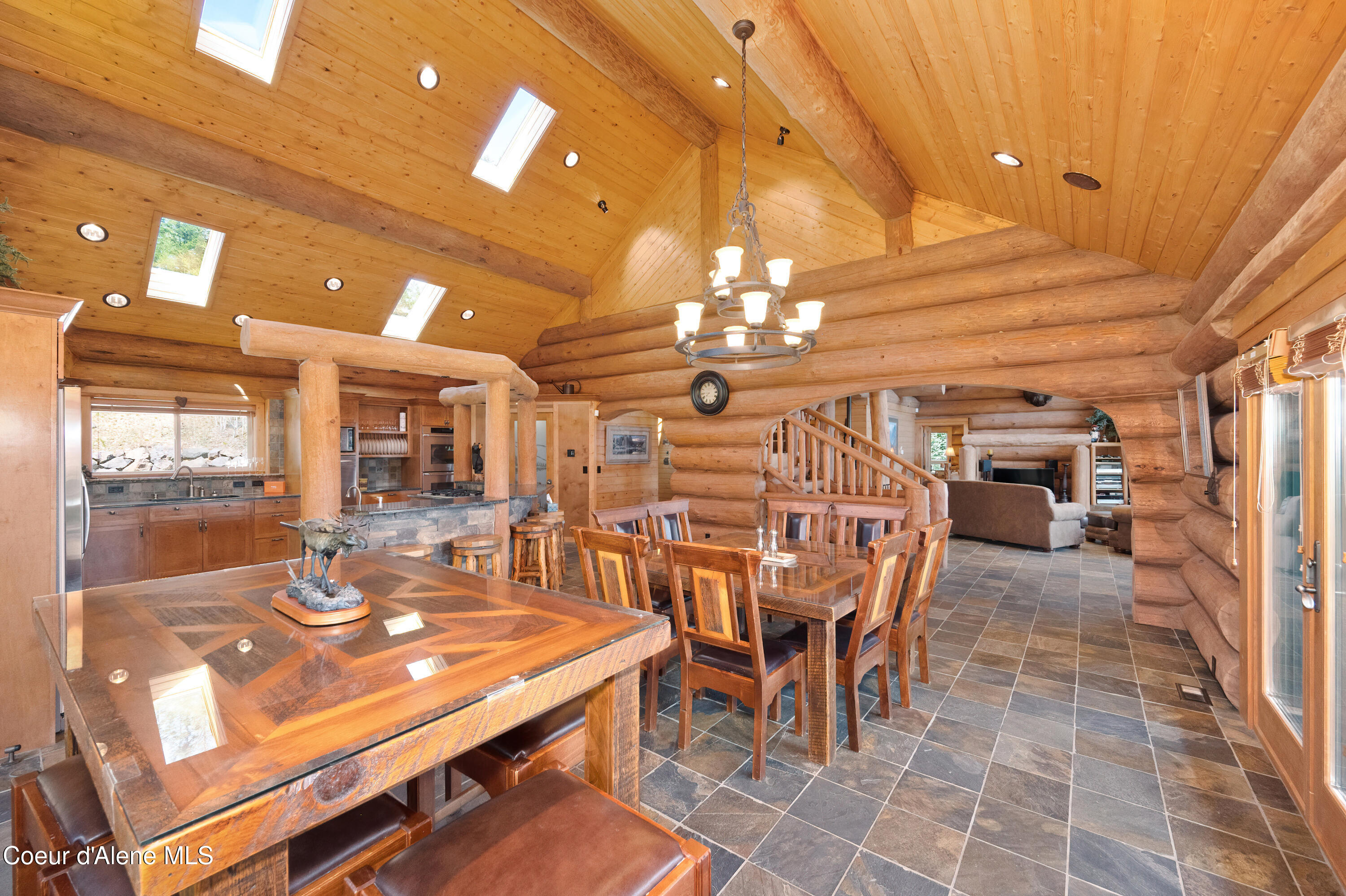 Kingston, Idaho, 83839, United States, 5 Bedrooms Bedrooms, ,Residential,For Sale,1989551