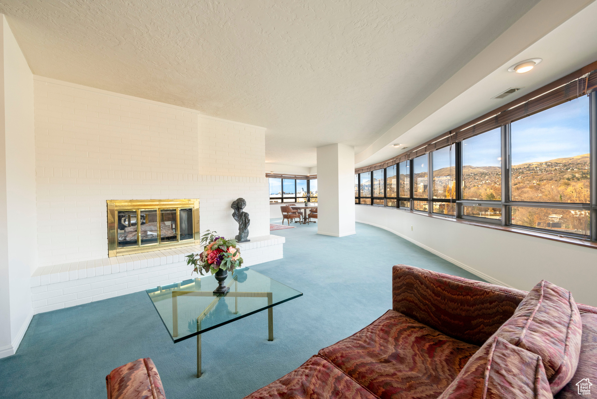 426 S 1000 E Unit 600, Salt Lake City, Utah, 84102, United States, 2 Bedrooms Bedrooms, ,1 BathroomBathrooms,Residential,For Sale,426 S 1000 E Unit 600,1672030