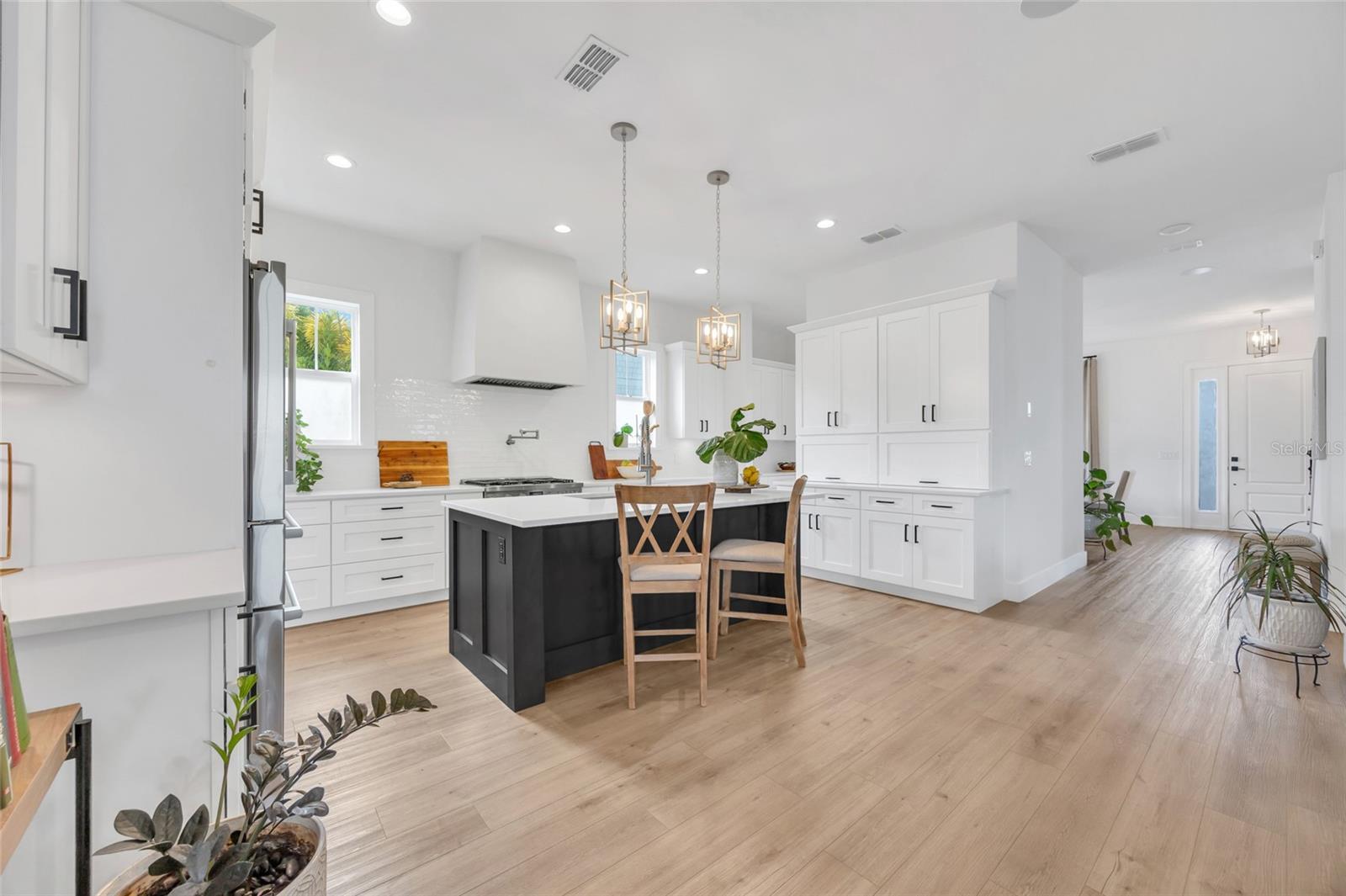 WINTER GARDEN, Florida, 34787, United States, 4 Bedrooms Bedrooms, ,4 BathroomsBathrooms,Residential,For Sale,2014519