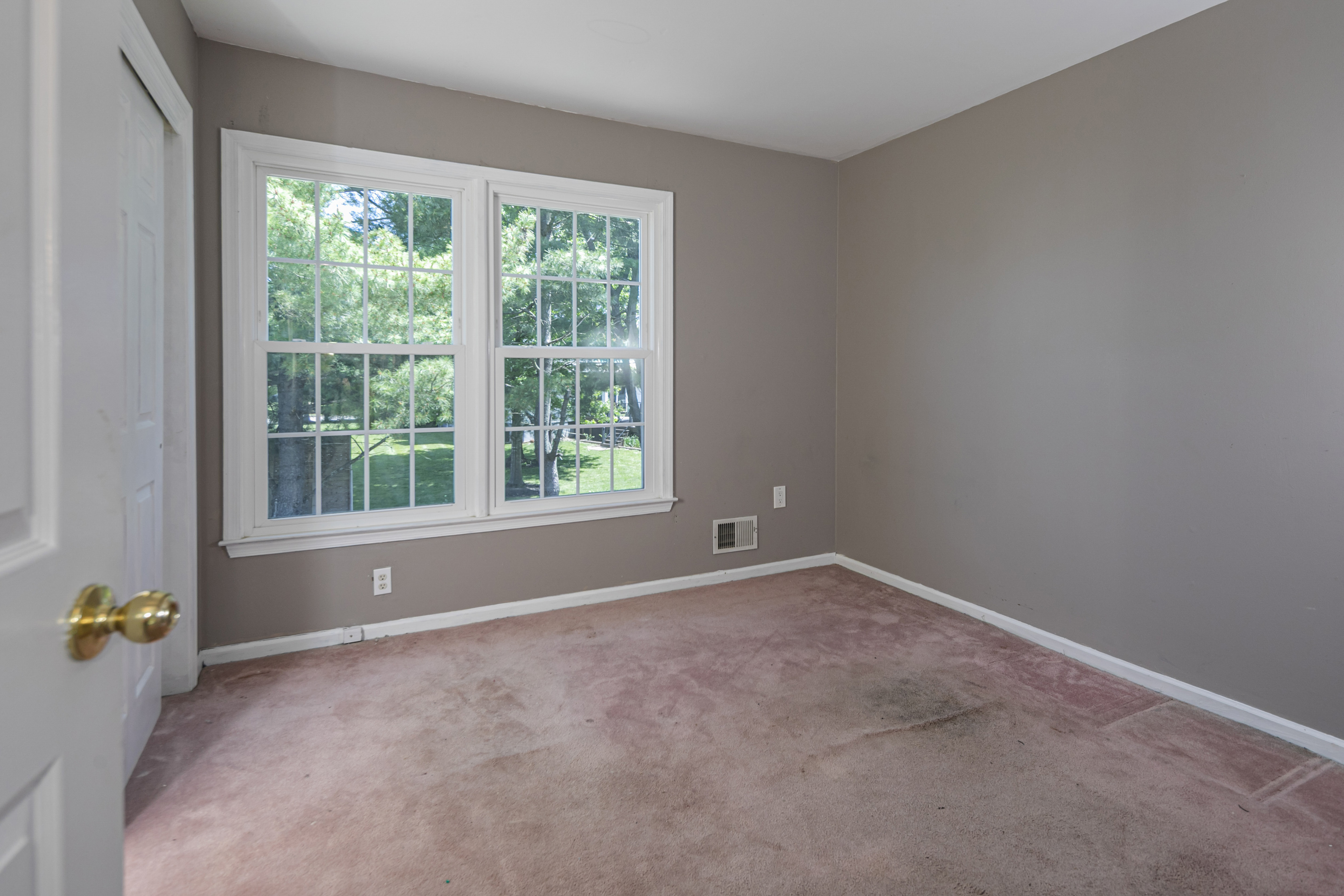  A Spacious North Brunswick Home Near a Planned Future Transit Hub - 物件實景