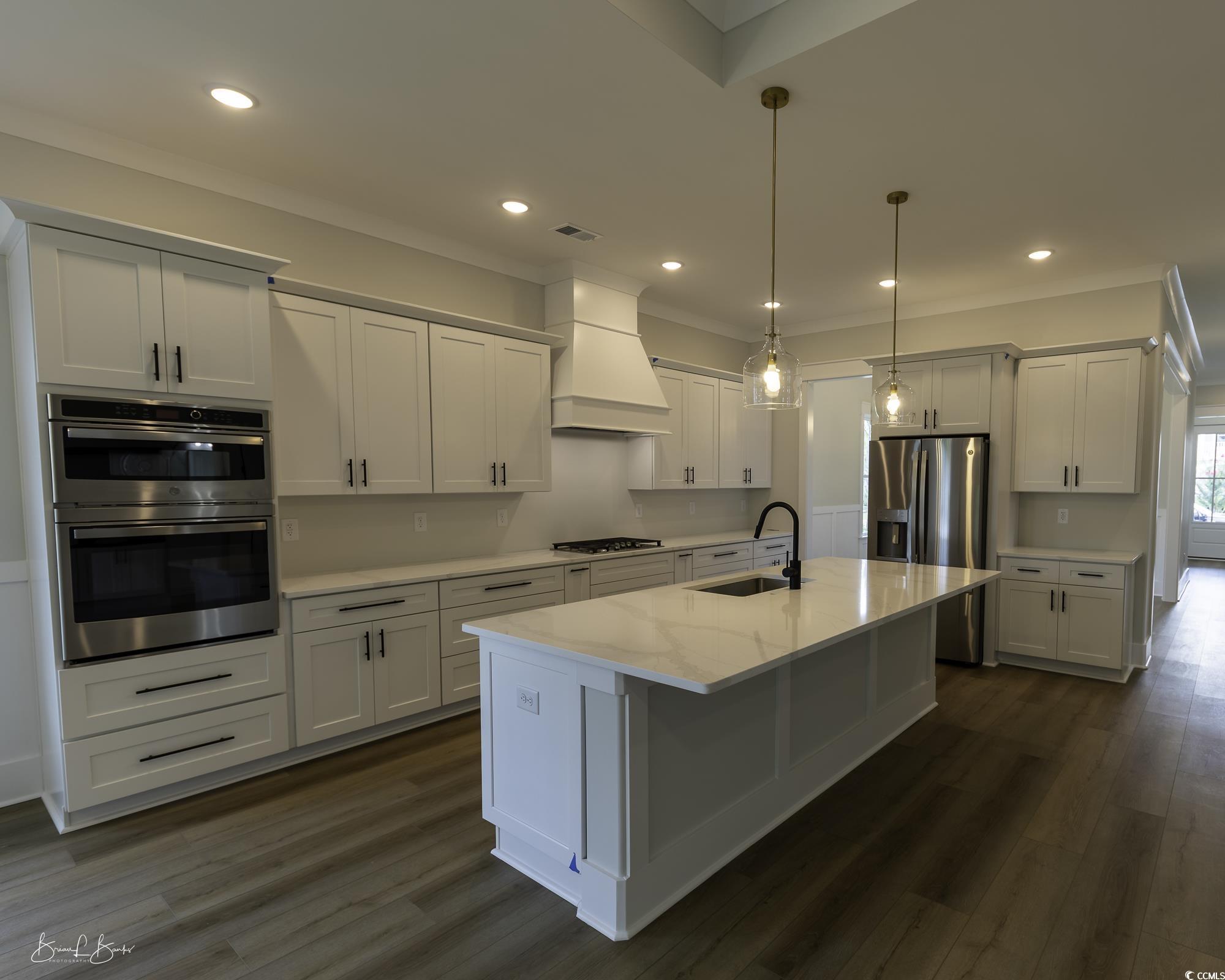 Myrtle Beach, South Carolina, 29579, United States, 4 Bedrooms Bedrooms, ,5 BathroomsBathrooms,Residential,For Sale,1943512