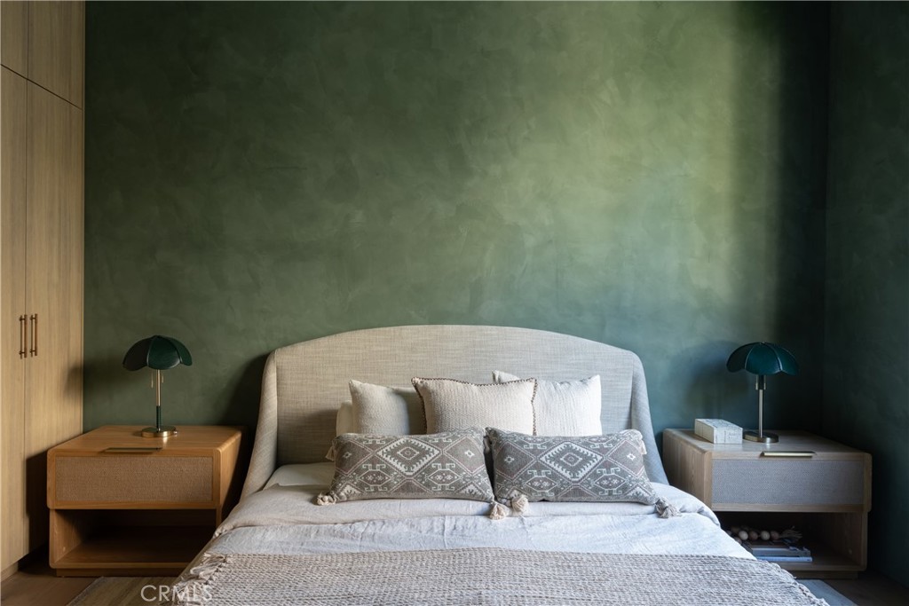 Sherman Oaks, California, 91423, United States, 6 Bedrooms Bedrooms, ,7 BathroomsBathrooms,Residential,For Sale,1990929