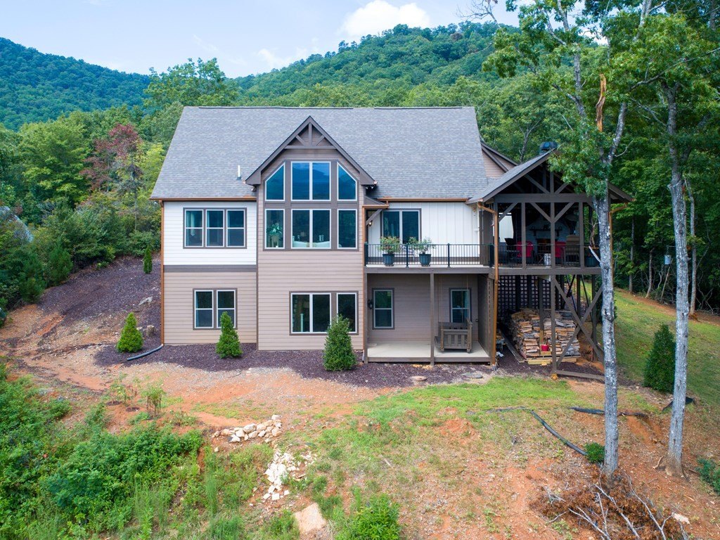 Hiawassee, Georgia, 30546, United States, 4 Bedrooms Bedrooms, ,5 BathroomsBathrooms,Residential,For Sale,1983256