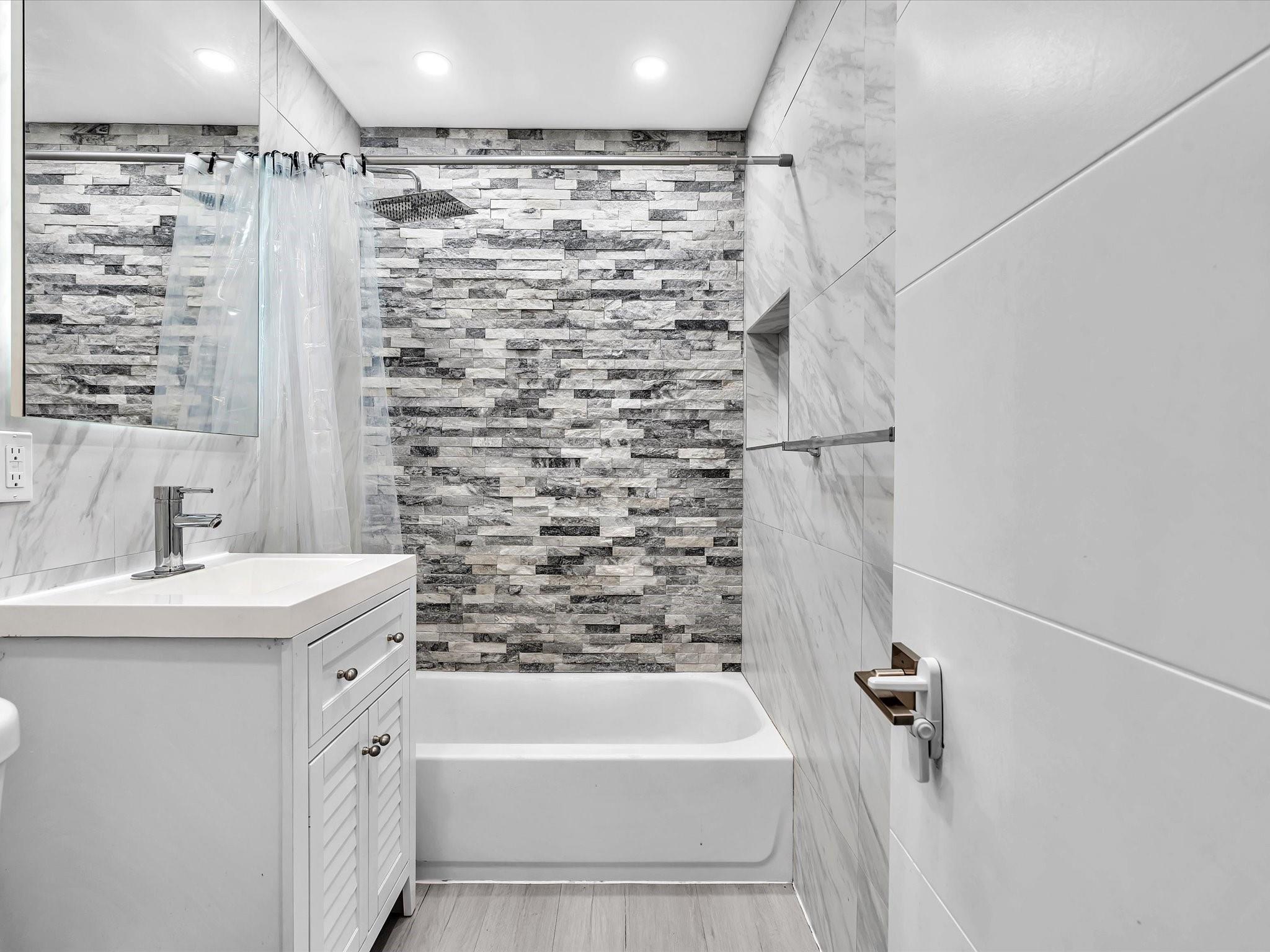 Fort Lauderdale, Florida, 33309, United States, 3 Bedrooms Bedrooms, ,2 BathroomsBathrooms,Residential,For Sale,1989951