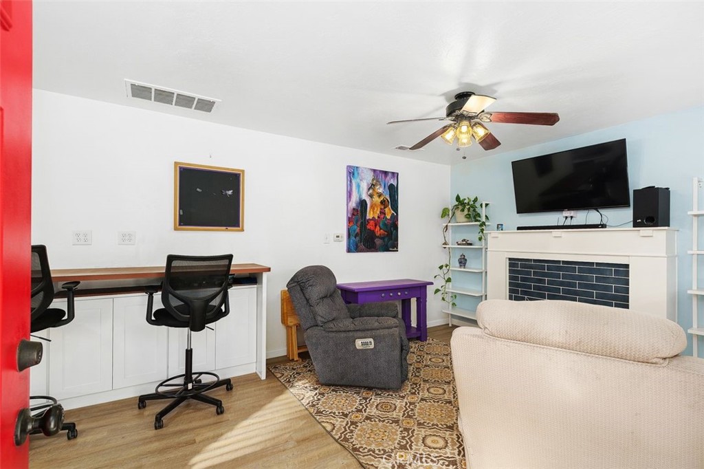 Riverside, California, 92507, United States, 2 Bedrooms Bedrooms, ,1 BathroomBathrooms,Residential,For Sale,1987863