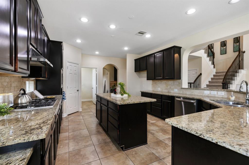 Sugar Land, Texas, 77479, United States, 5 Bedrooms Bedrooms, ,5 BathroomsBathrooms,Residential,For Sale,1982894