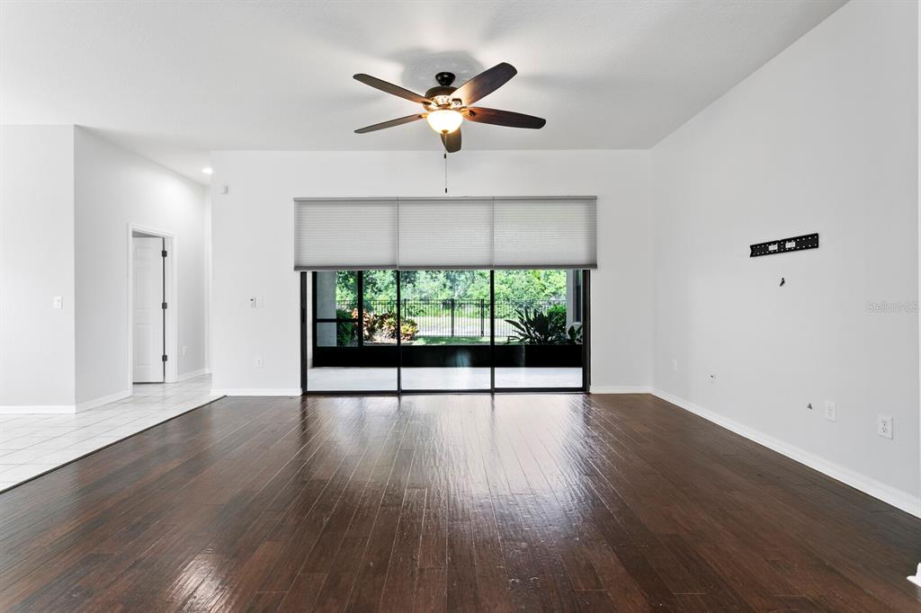 Lutz, Florida, 33558, United States, 4 Bedrooms Bedrooms, ,4 BathroomsBathrooms,Residential,For Sale,1817668