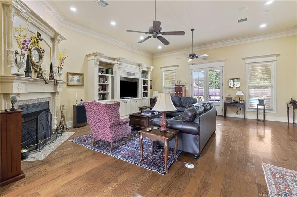 Lake Charles, Louisiana, 70611, United States, 4 Bedrooms Bedrooms, ,5 BathroomsBathrooms,Residential,For Sale,1891356