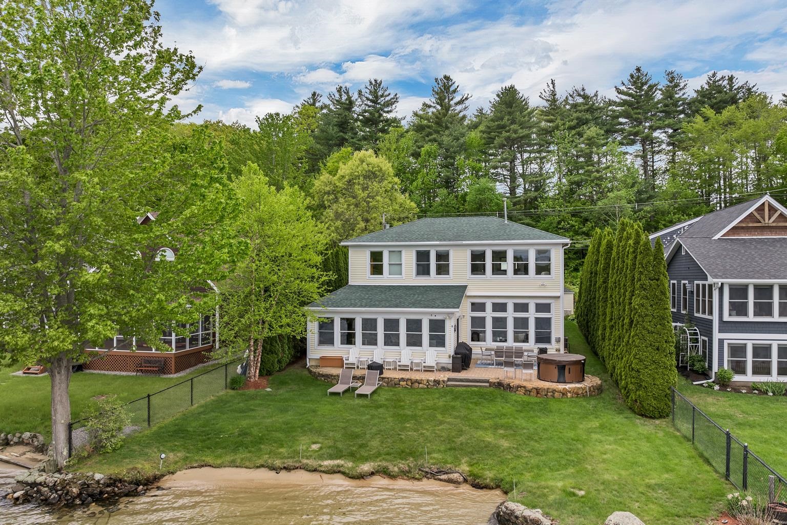 Laconia, New Hampshire, 03246, United States, 5 Bedrooms Bedrooms, ,3 BathroomsBathrooms,Residential,For Sale,1826870