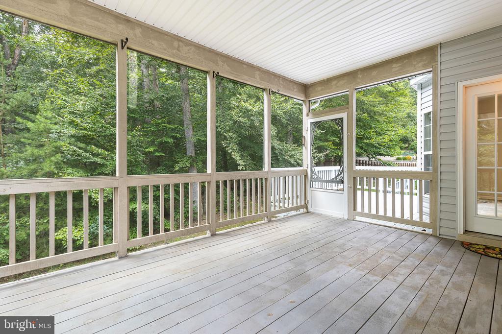 Fredericksburg, Virginia, 22401, United States, 5 Bedrooms Bedrooms, ,3 BathroomsBathrooms,Residential,For Sale,1920807