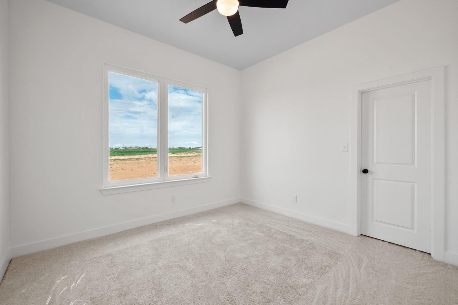 Lubbock, Texas, 79424, United States, 4 Bedrooms Bedrooms, ,3 BathroomsBathrooms,Residential,For Sale,1923966