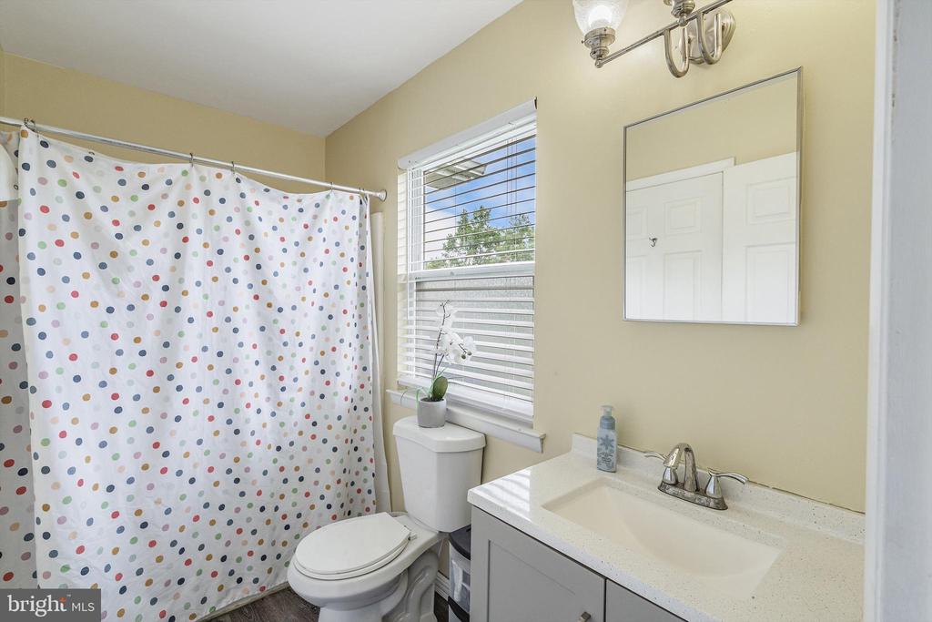 New Egypt, New Jersey, 08533, United States, 4 Bedrooms Bedrooms, ,3 BathroomsBathrooms,Residential,For Sale,1928612
