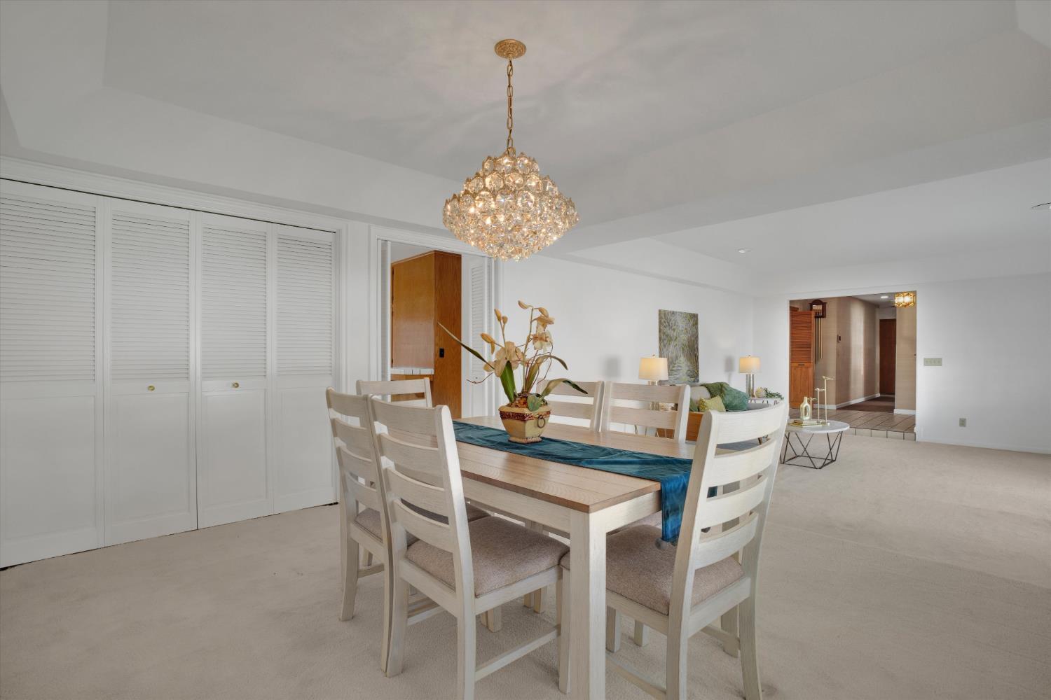 Turlock, California, 95382, United States, 3 Bedrooms Bedrooms, ,3 BathroomsBathrooms,Residential,For Sale,1978392