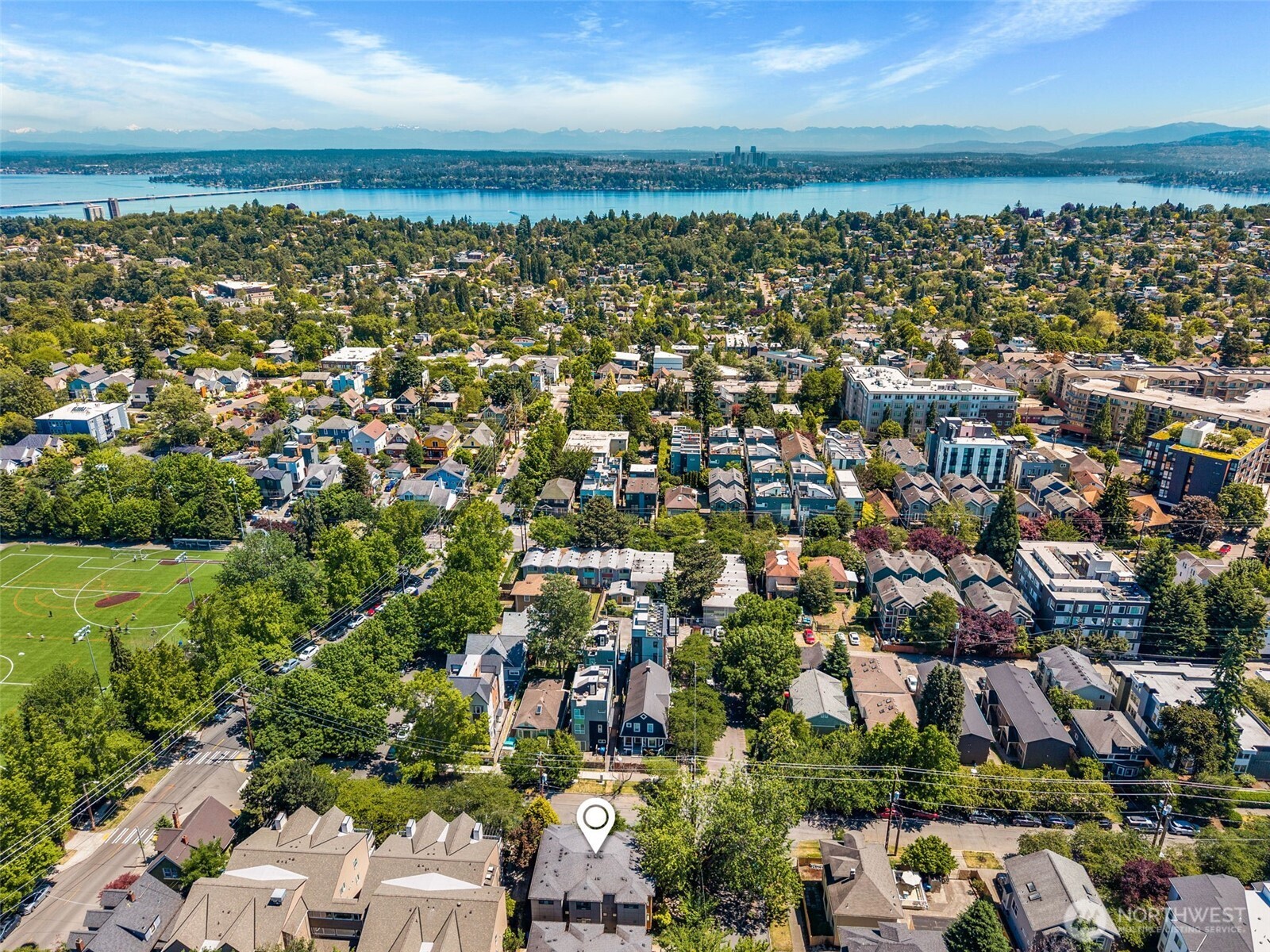 Seattle, Washington, 98112, United States, 3 Bedrooms Bedrooms, ,2 BathroomsBathrooms,Residential,For Sale,1850113