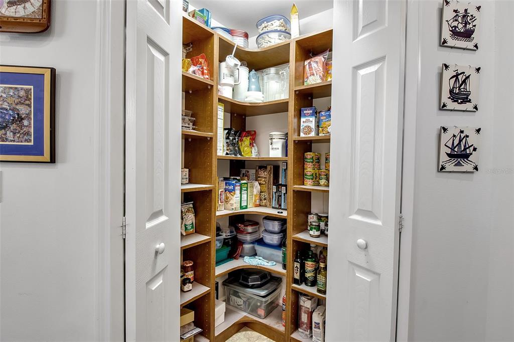 Sarasota, Florida, 34240, United States, 3 Bedrooms Bedrooms, ,3 BathroomsBathrooms,Residential,For Sale,2003503